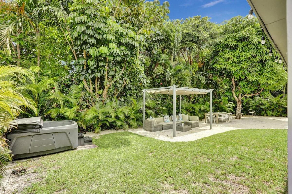 فيلا Miami Getaway 4Br With Bbq & Relaxing Backyard Golden Glades المظهر الخارجي الصورة